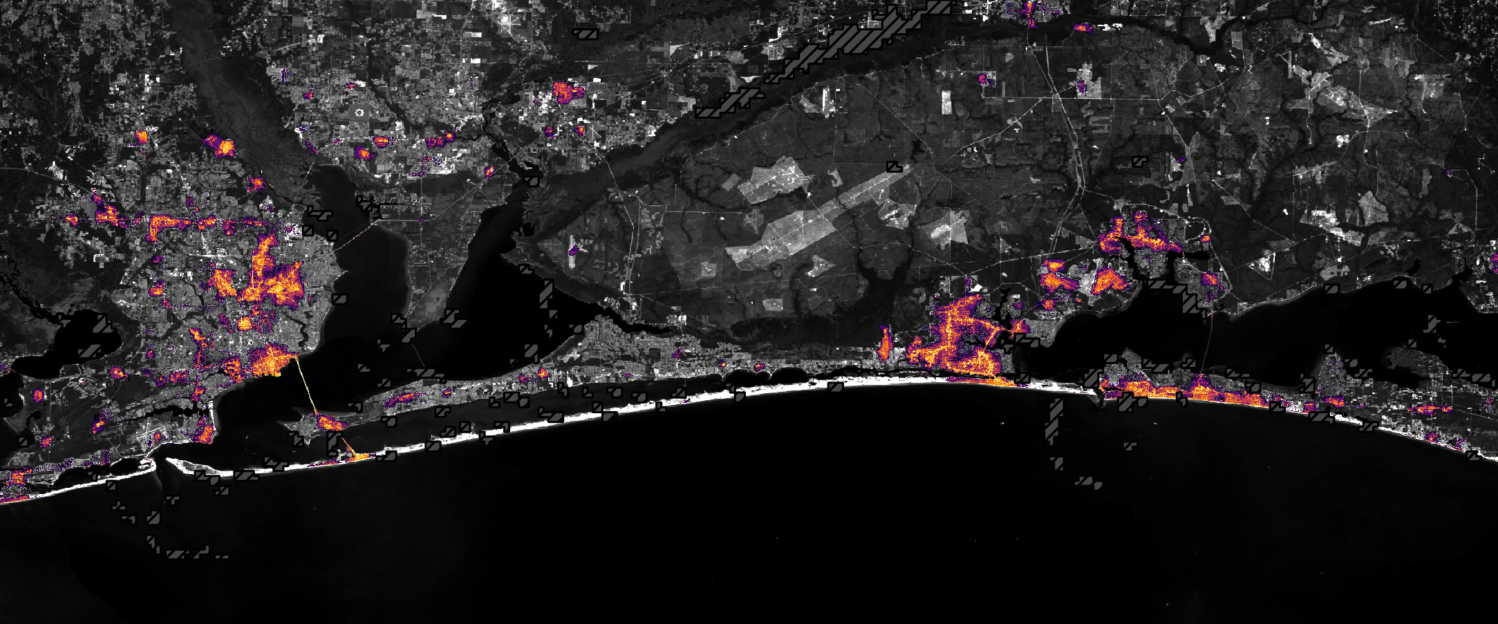 Black-Marble-HD-Darstellung nächtlicher Lichter zwischen Pensacola und Destin mit hellen und dunklen Gebieten.